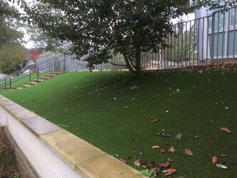 Village School London artificial grass