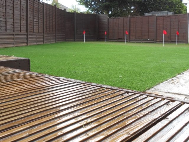 decking and putting green e1452680531855